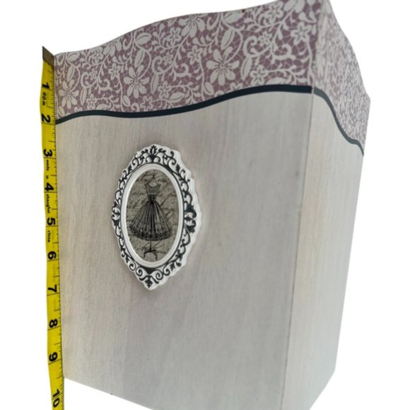 🌸4/$50🌸  Avanti "Juliet" Waste Basket - Picture 13 of 13